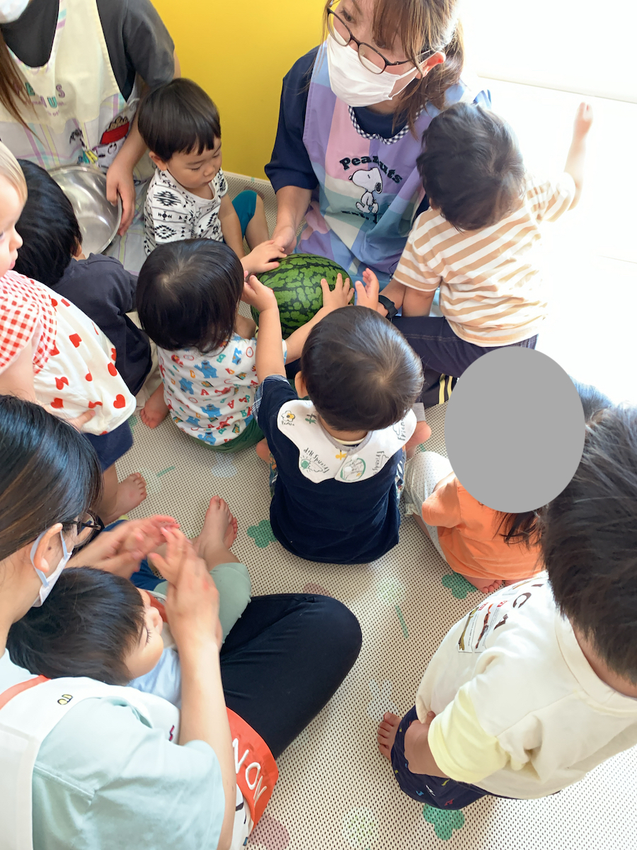 ８月　すいかわり